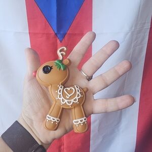 Lalaloopsy Holly Sleighbells doll's pet reindeer.